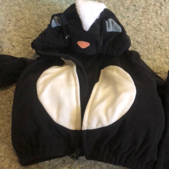 carters baby skunk costume